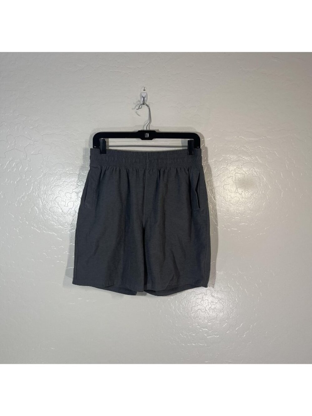 Beyond Yoga Shorts Mens Medium Gray 7 In Drawstring Made USA Yoga Athletic